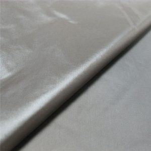Tessuto antiscivolo in PU 100% nylon per piumino / borsa / ombrello